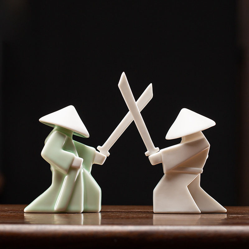 Incense Cone Holder - Kiếm Sĩ Hào Hiệp Chuyên Gia
